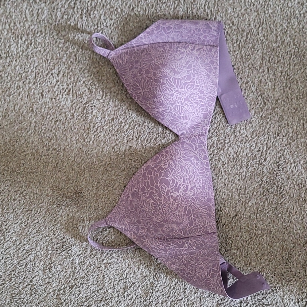 Lululemon push up bra
